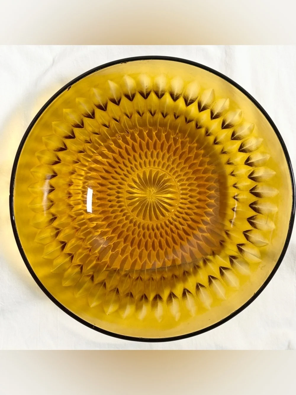 Vintage Mid Century Gold Amber Diamond Cut Glass Decorative Serving Bowl